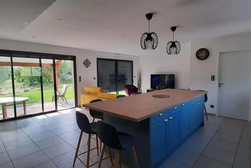 Chez Michael Villa Lunan 0*,